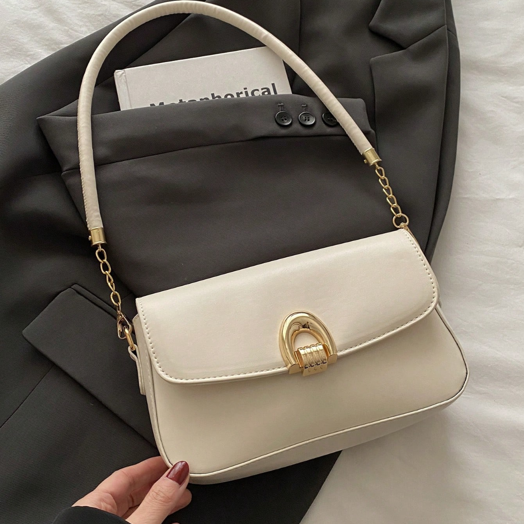 Bolsa Feminina de Ombro com Detalhe Metálico