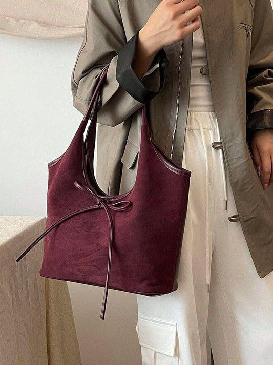 Bolsa de Ombro Florence Luxo em Camurça Sintética com Laço Elegante e Espaçosa