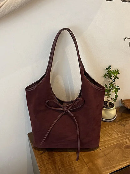 Bolsa de Ombro Florence Luxo em Camurça Sintética com Laço Elegante e Espaçosa