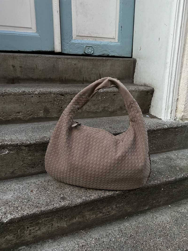 Bolsa de Ombro Grande em Camurça Sintética Trançada - Estilo Luxuoso e Espaçoso